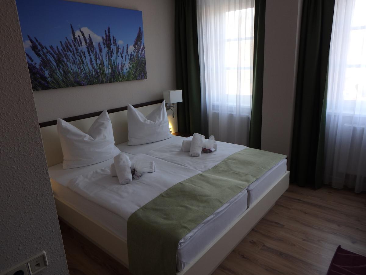 Garni Hotel Lavendelhof Nauen Dış mekan fotoğraf