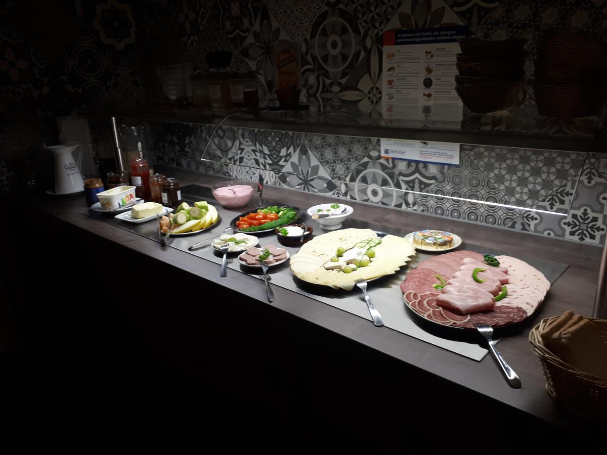 Garni Hotel Lavendelhof Nauen Dış mekan fotoğraf